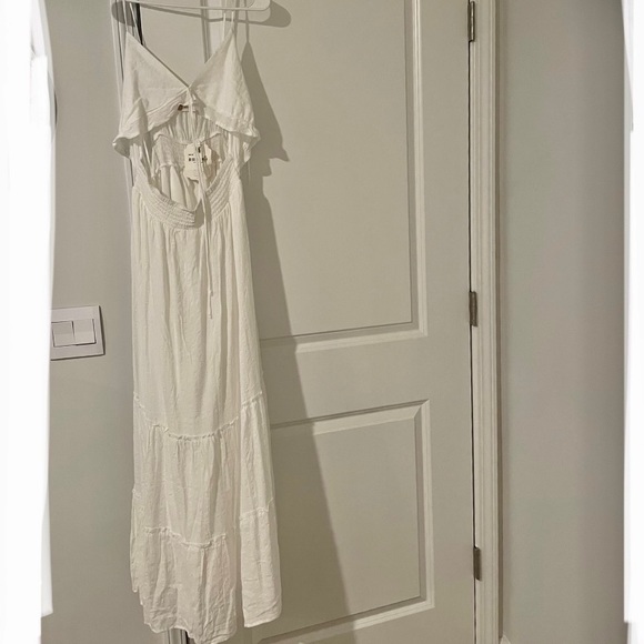 NEW Altar’d State White Naomee Maxi Dress - never worn, with tags - Picture 2 of 3